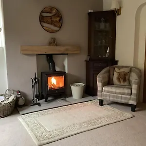 Picturesque Stone In The Heart Of North Yorkshire Village - Hideaway York
